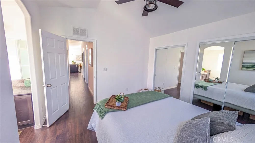 400 E. Arbor St. #1 Long Beach, CA 90805