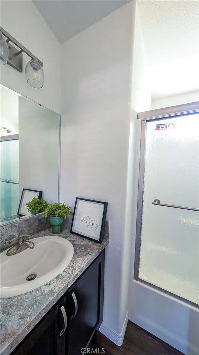 400 E. Arbor St. #1 Long Beach, CA 90805