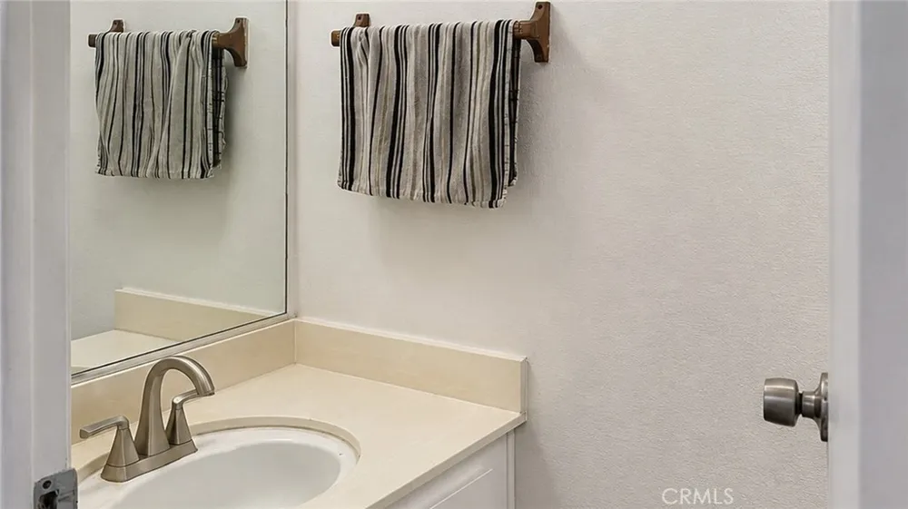 13934 Magnolia Garden Grove, CA 92844