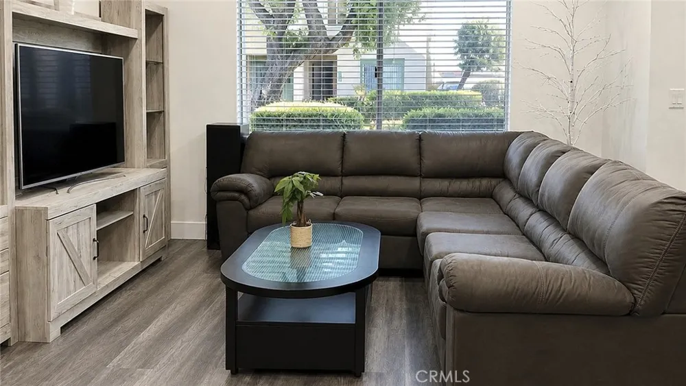 13934 Magnolia Garden Grove, CA 92844