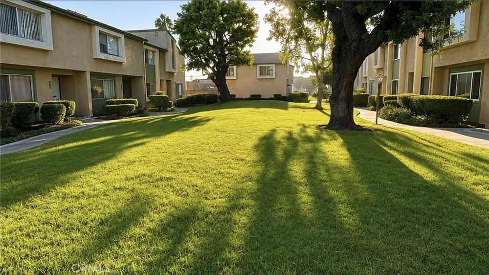 13934 Magnolia Garden Grove, CA 92844