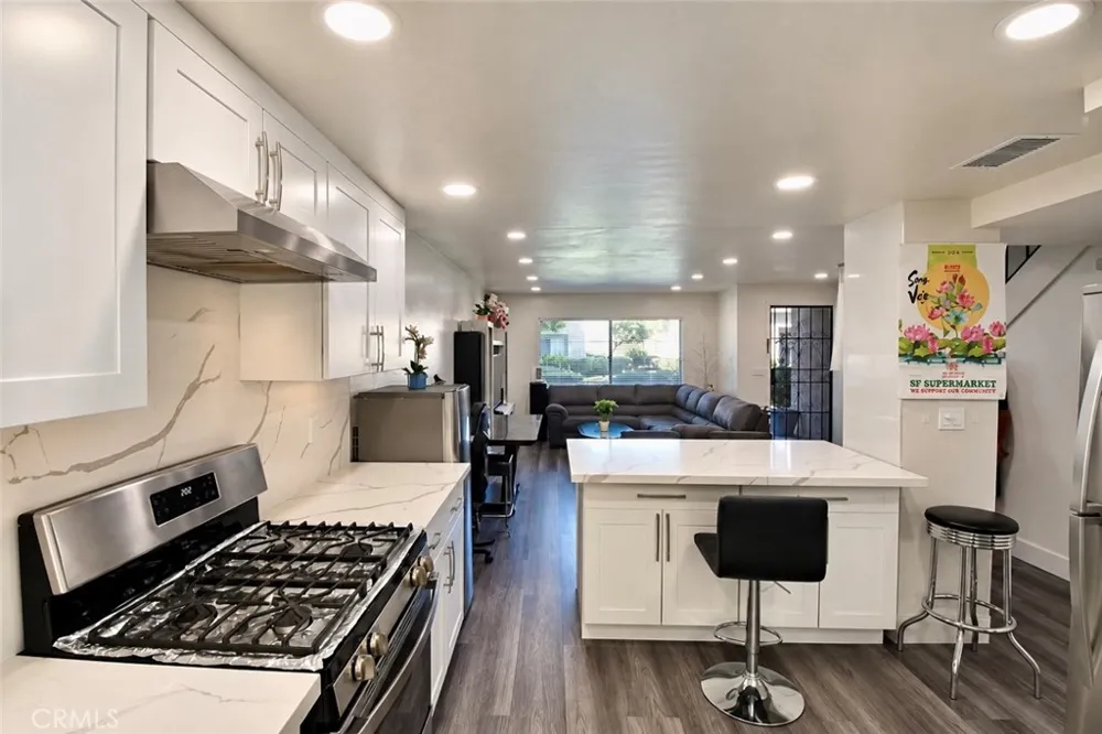 13934 Magnolia Garden Grove, CA 92844