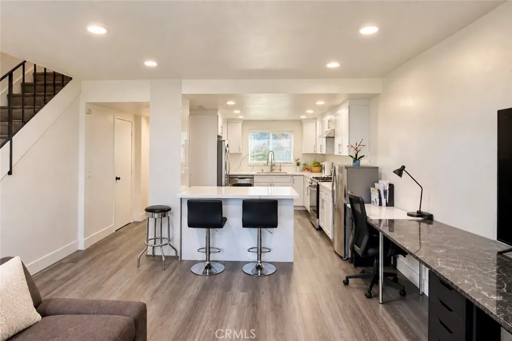 13934 Magnolia Garden Grove, CA 92844