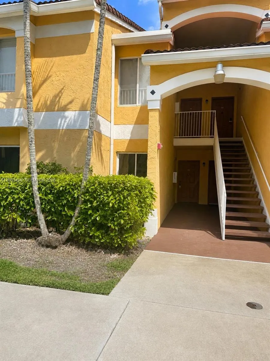 2642 NW 33rd St #1904 Oakland Park, FL 33309