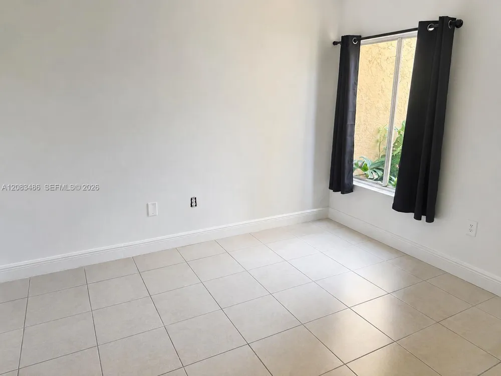 2642 NW 33rd St #1904 Oakland Park, FL 33309