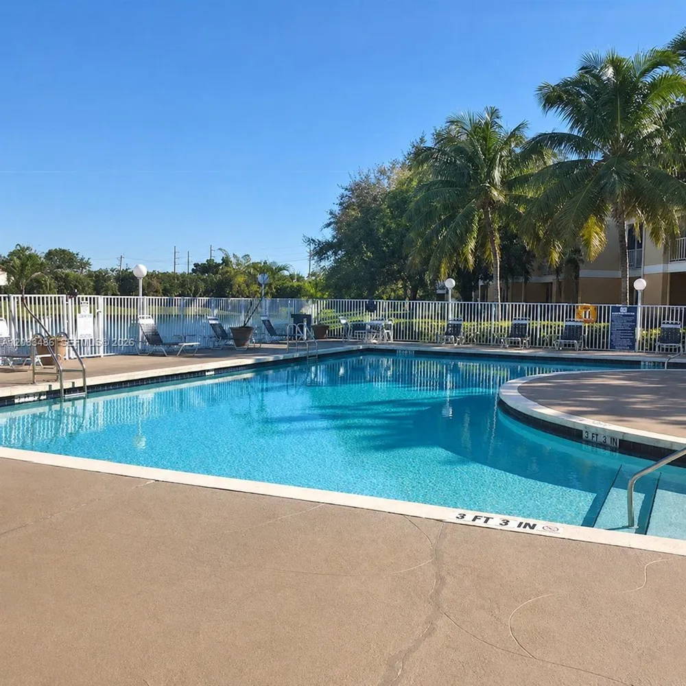 2642 NW 33rd St #1904 Oakland Park, FL 33309