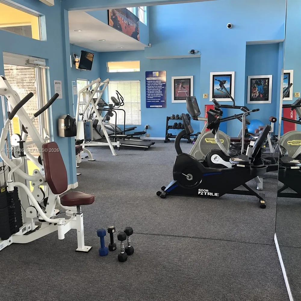 2642 NW 33rd St #1904 Oakland Park, FL 33309
