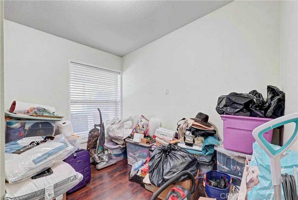 27361 Sierra Highway #260 Canyon Country, CA 91351