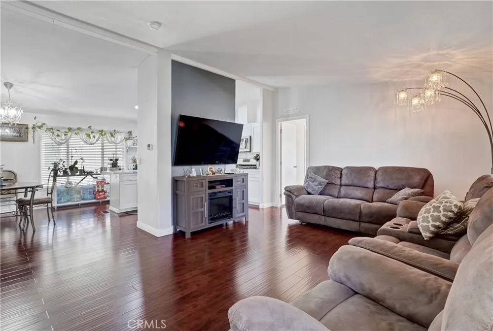 27361 Sierra Highway #260 Canyon Country, CA 91351