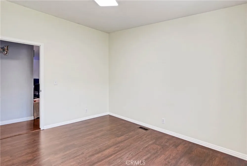 27361 Sierra Highway #260 Canyon Country, CA 91351