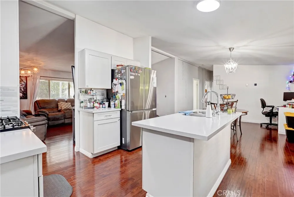 27361 Sierra Highway #260 Canyon Country, CA 91351