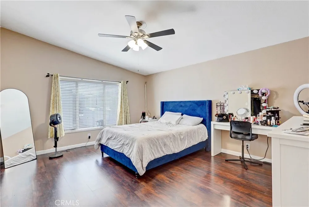 27361 Sierra Highway #260 Canyon Country, CA 91351