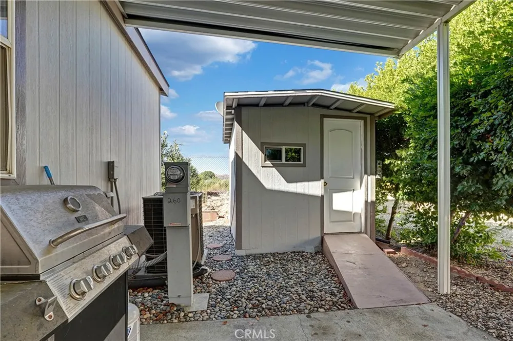 27361 Sierra Highway #260 Canyon Country, CA 91351