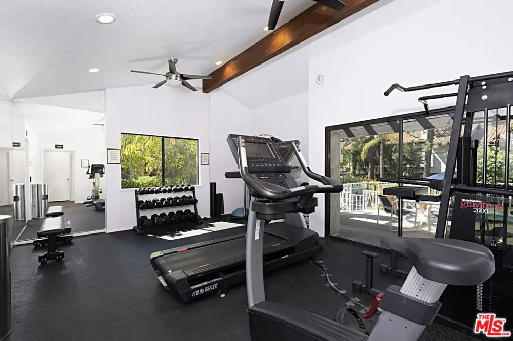1476 Palisades Drive Los Angeles, CA 90272