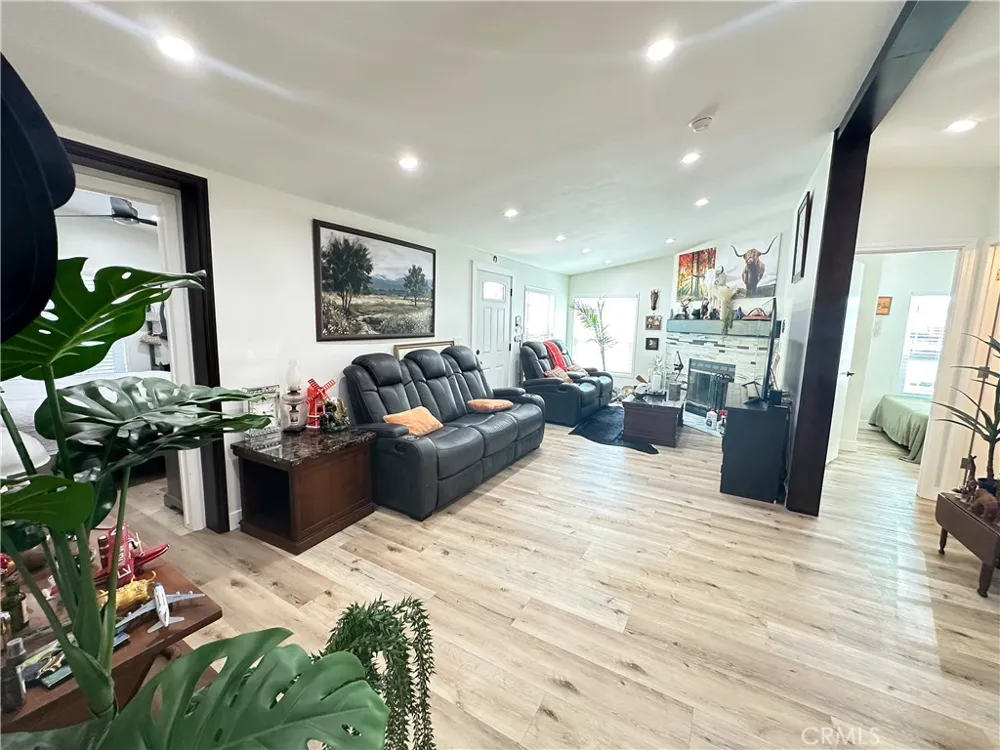 4125 Roosevelt Frazier Park, CA 93225