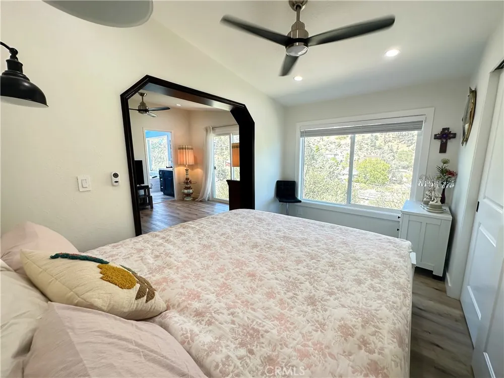 4125 Roosevelt Frazier Park, CA 93225