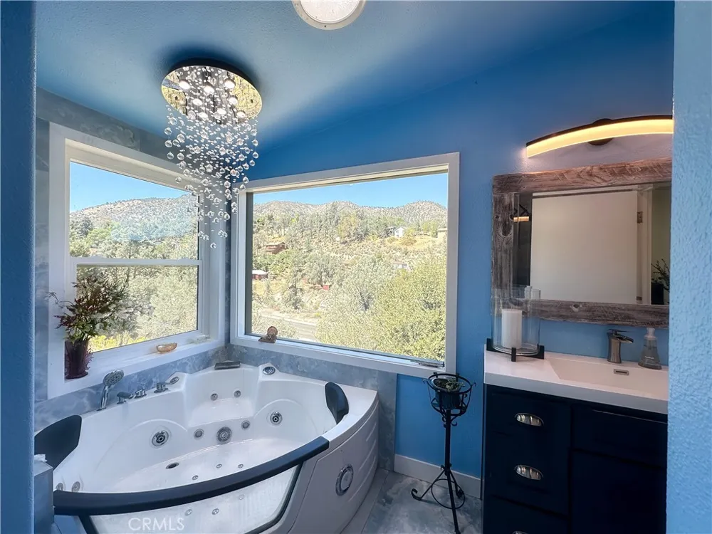 4125 Roosevelt Frazier Park, CA 93225