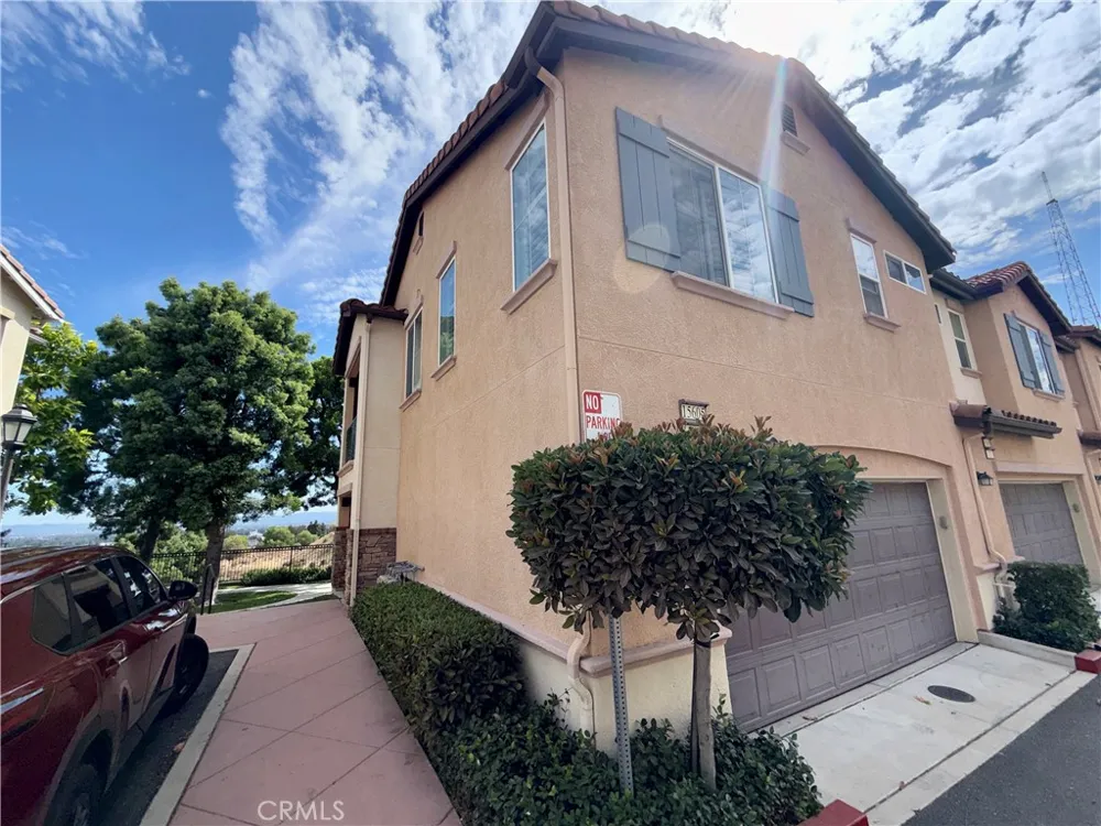 15605 Odyssey #14 Granada Hills, CA 91344