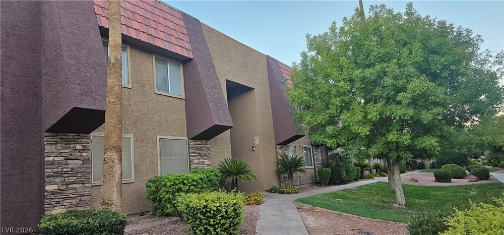 5332 River Glen Drive #398 Las Vegas, NV 89103