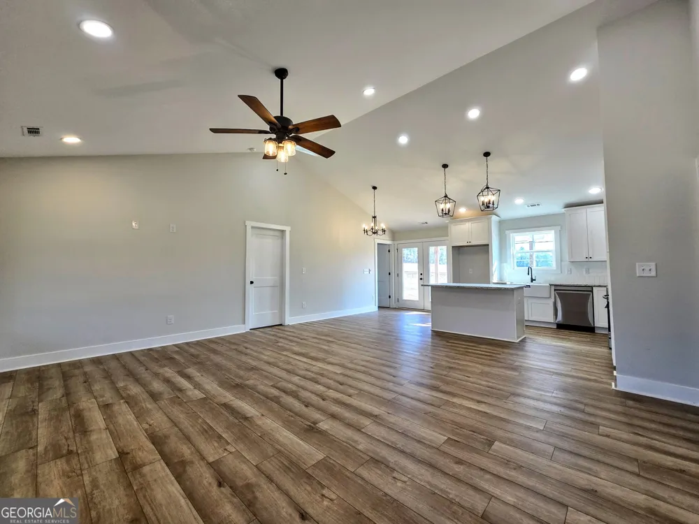 3274 Collard Valley RD Cedartown, GA 30125