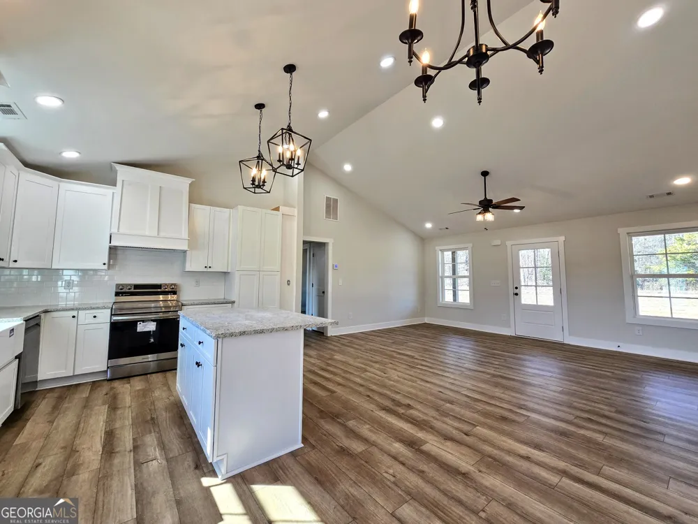 3274 Collard Valley RD Cedartown, GA 30125