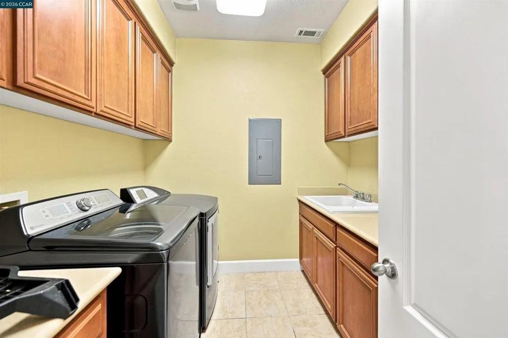 5193 Crystyl Ranch Drive Concord, CA 94521