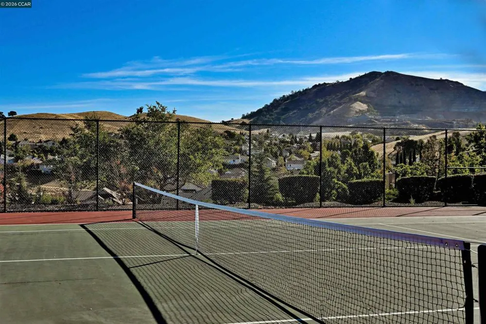 5193 Crystyl Ranch Drive Concord, CA 94521