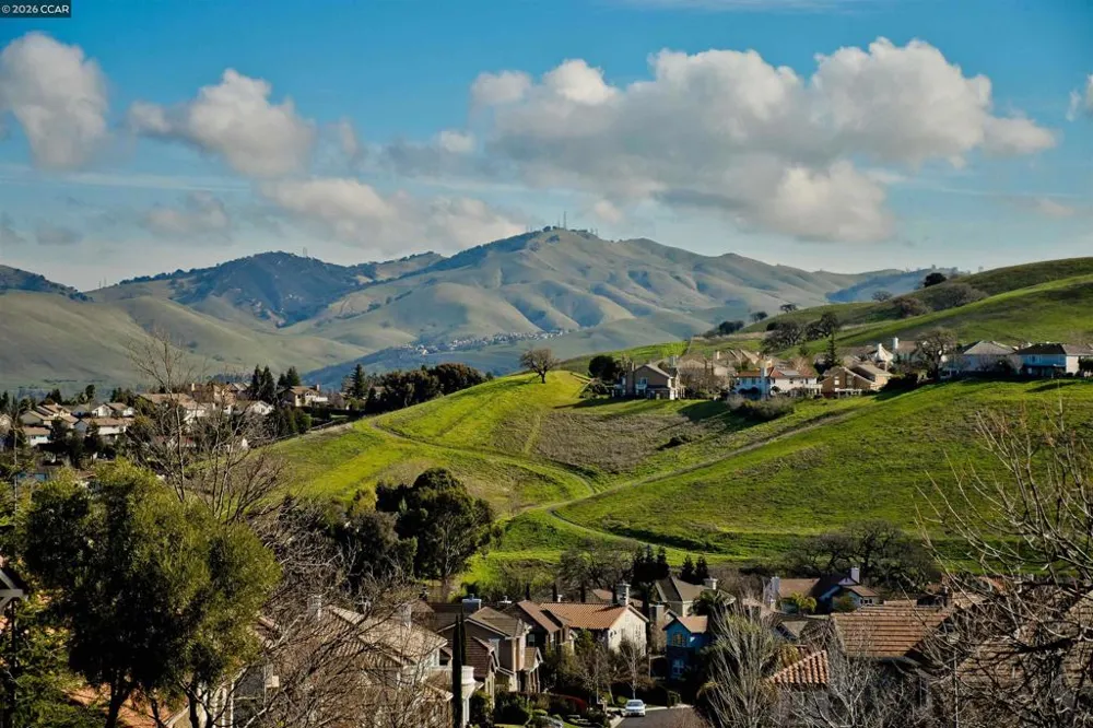 5193 Crystyl Ranch Drive Concord, CA 94521