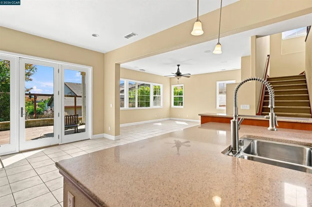 5193 Crystyl Ranch Drive Concord, CA 94521