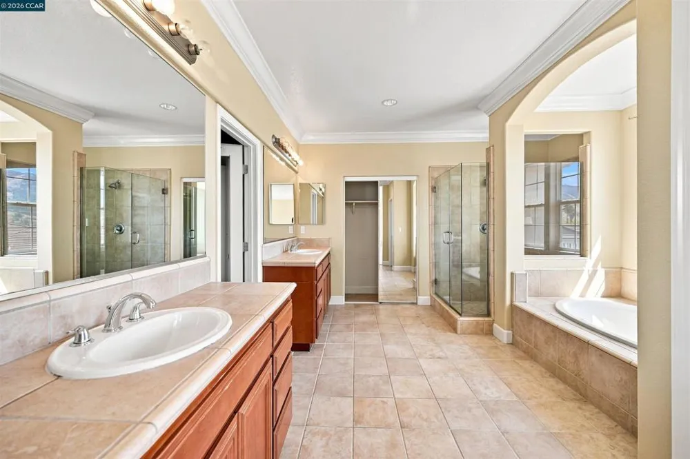 5193 Crystyl Ranch Drive Concord, CA 94521