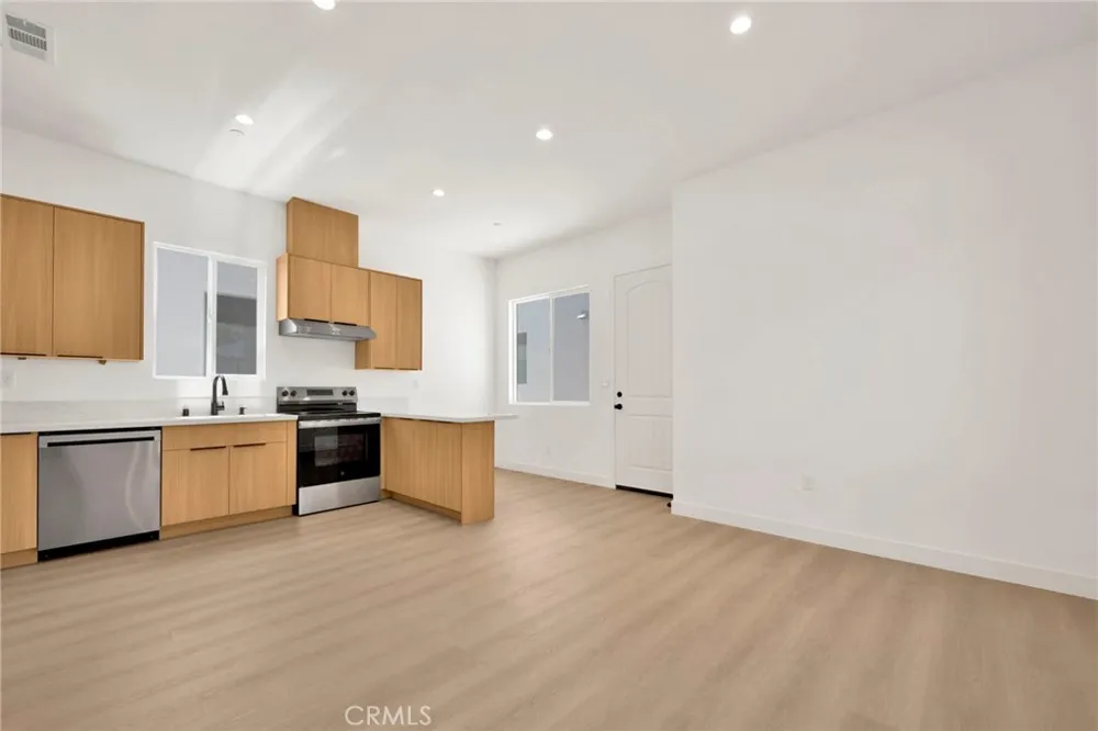 6508 Beck Avenue North Hollywood, CA 91606