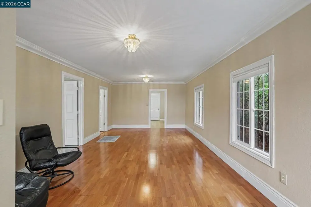 2616 73rd Ave Oakland, CA 94605
