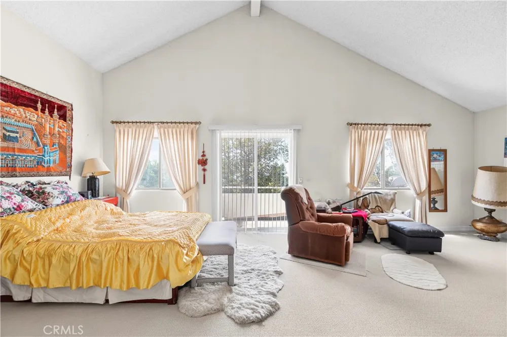 10133 Saddlehill Rancho Cucamonga, CA 91737