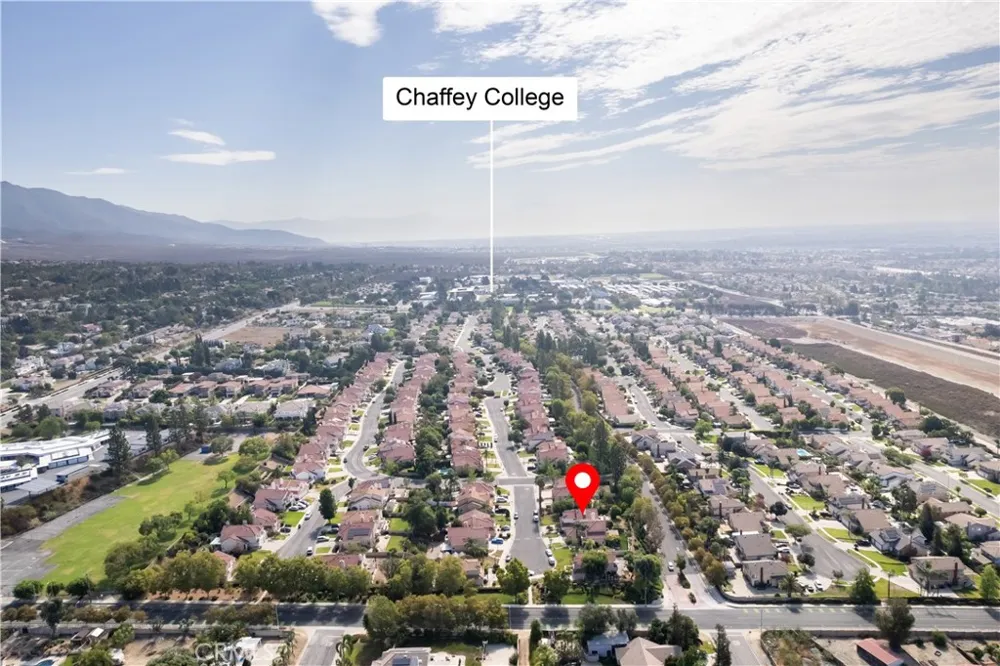 10133 Saddlehill Rancho Cucamonga, CA 91737