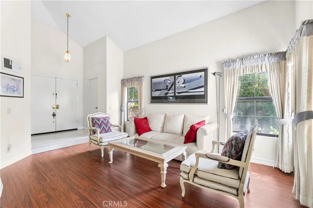 10133 Saddlehill Rancho Cucamonga, CA 91737