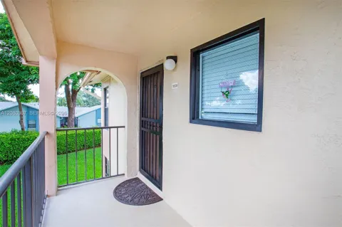 9431 Boca Cove Cir #1009