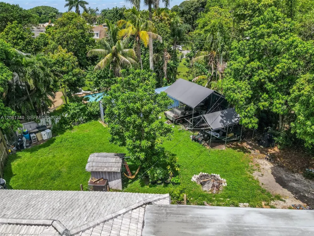 6105 SW 55th Ct Davie, FL 33314