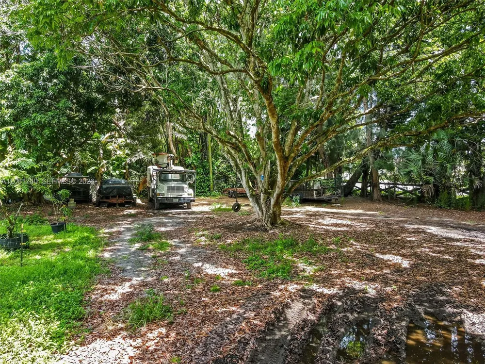 6105 SW 55th Ct Davie, FL 33314