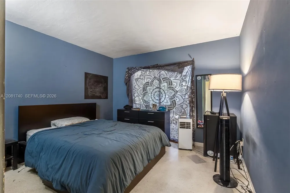 6105 SW 55th Ct Davie, FL 33314