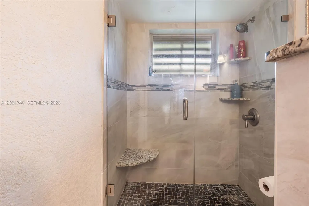 6105 SW 55th Ct Davie, FL 33314