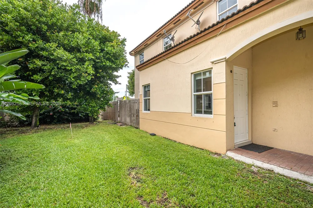 7670 NW 113th Path Doral, FL 33178