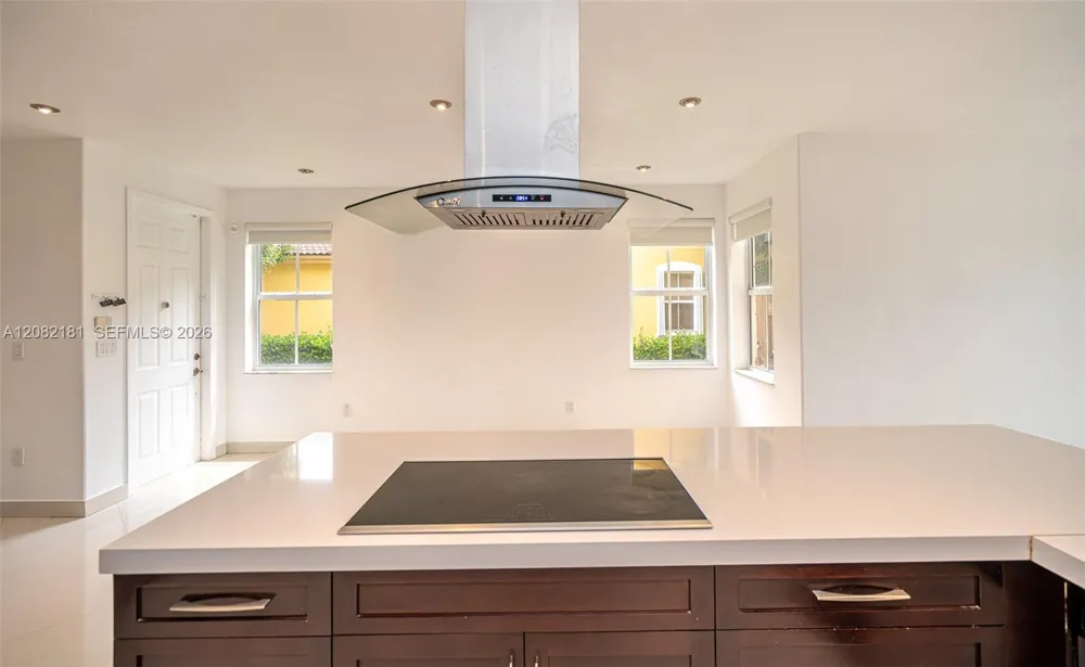 7670 NW 113th Path Doral, FL 33178
