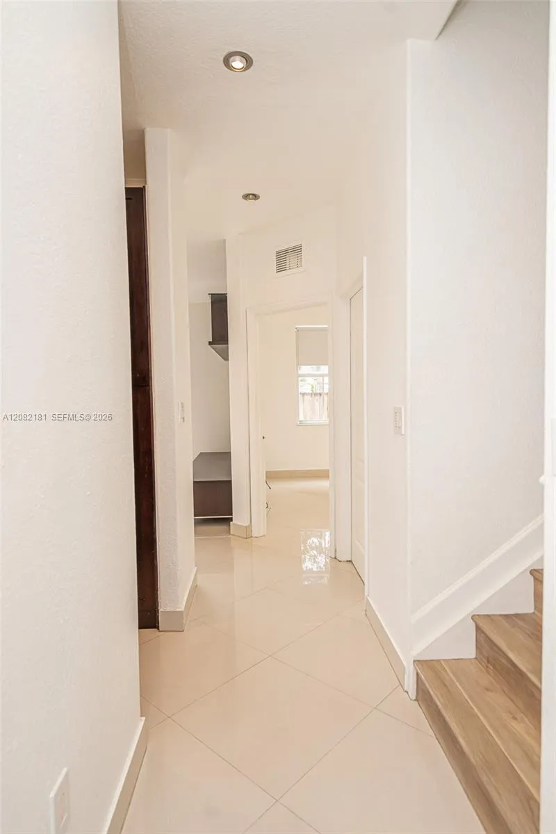 7670 NW 113th Path Doral, FL 33178