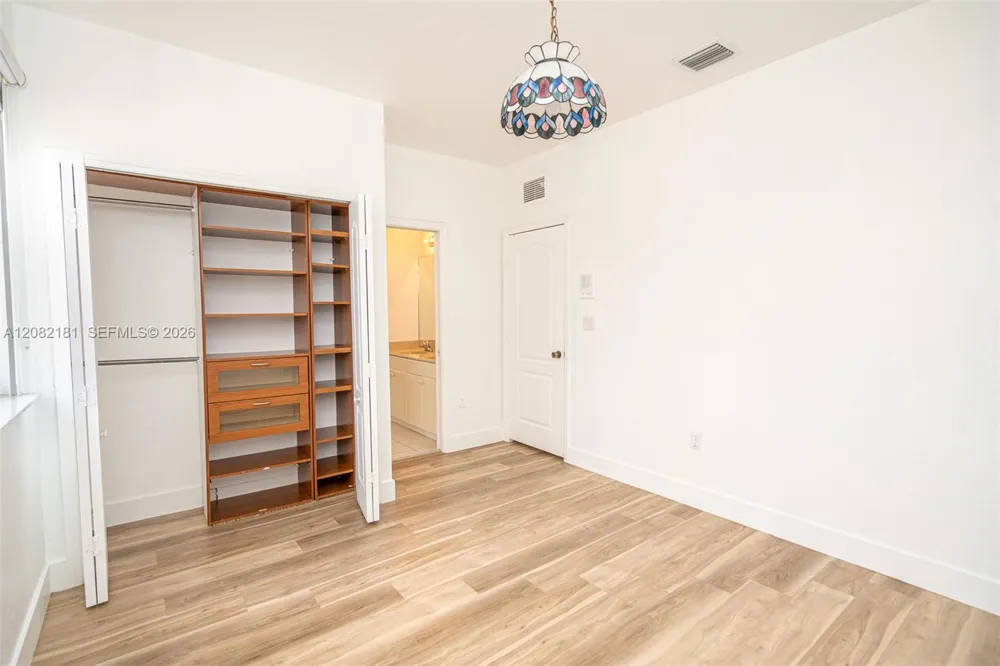 7670 NW 113th Path Doral, FL 33178