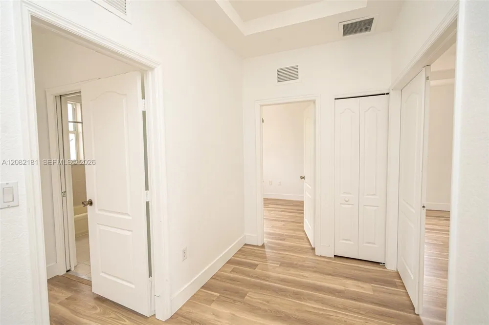 7670 NW 113th Path Doral, FL 33178