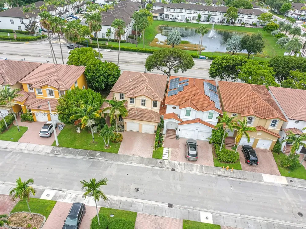 7670 NW 113th Path Doral, FL 33178