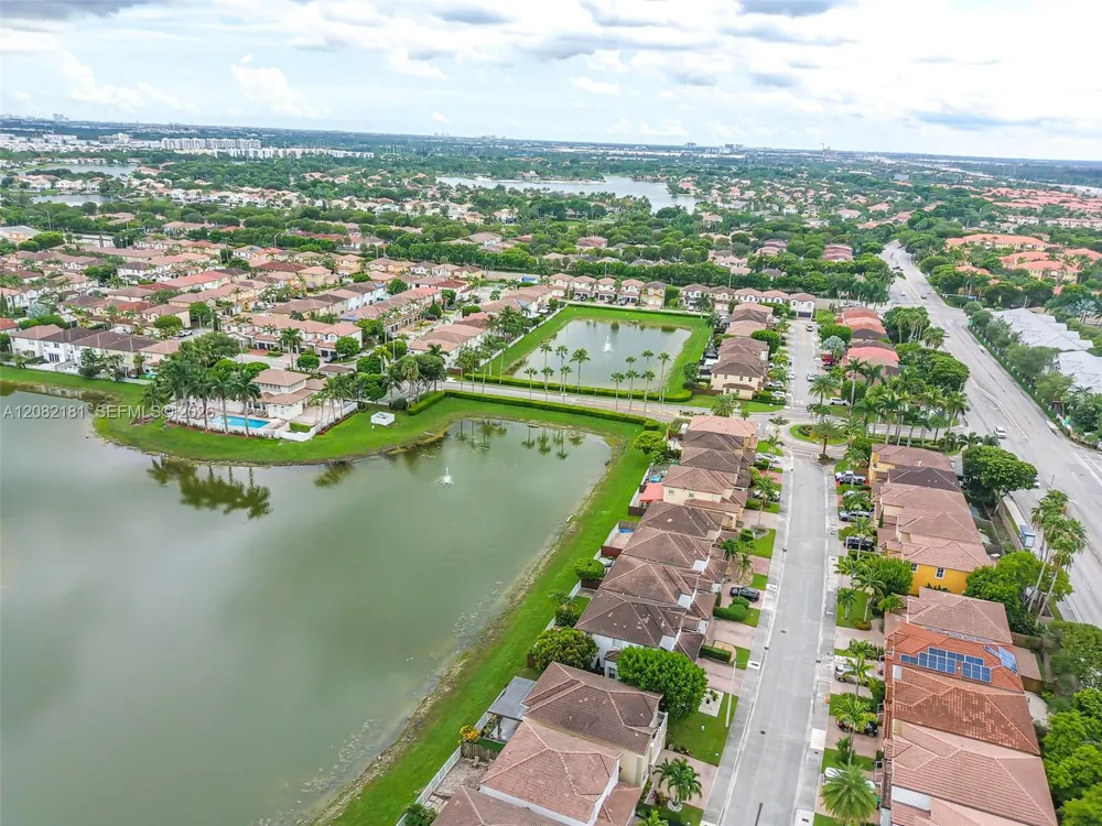 7670 NW 113th Path Doral, FL 33178