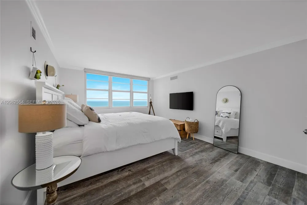 6917 Collins Ave #1409 Miami Beach, FL 33141