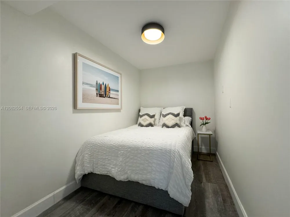 6917 Collins Ave #1409 Miami Beach, FL 33141