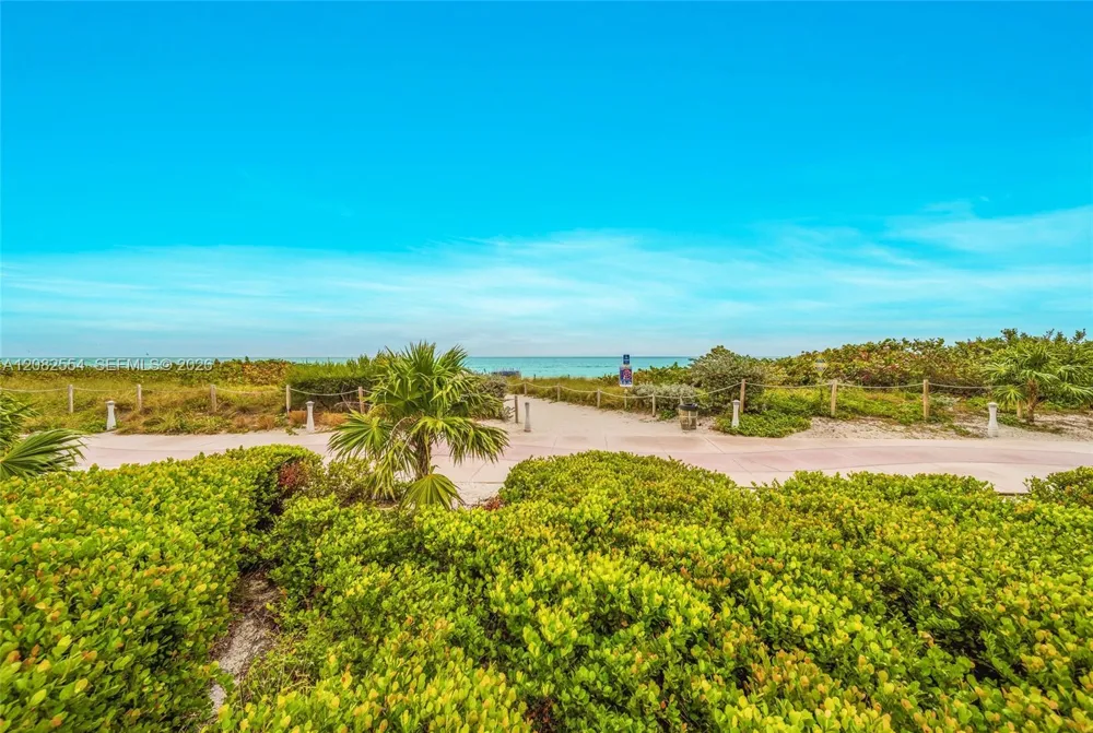 6917 Collins Ave #1409 Miami Beach, FL 33141